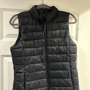 Gap Factory black vest